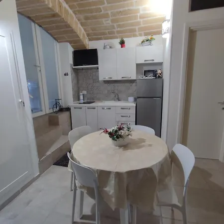 Officine Trani Apartment