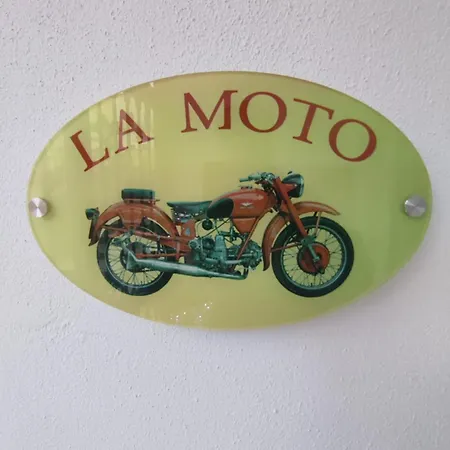 Officine Trani דירה טוליה